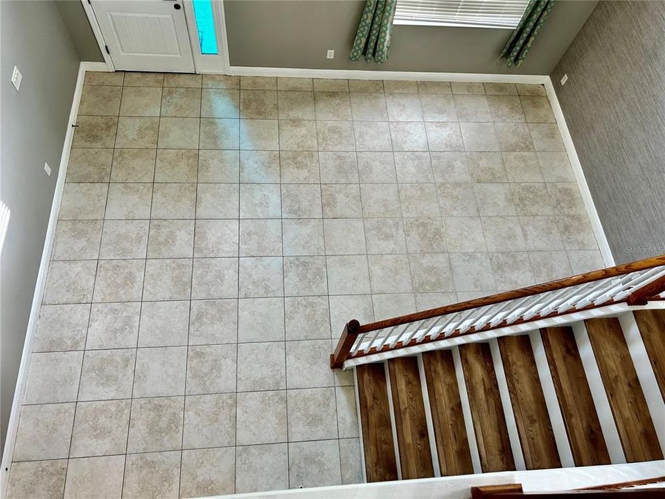 Activo con contrato: $3,995 (4 camas, 3 baños, 3825 Pies cuadrados)