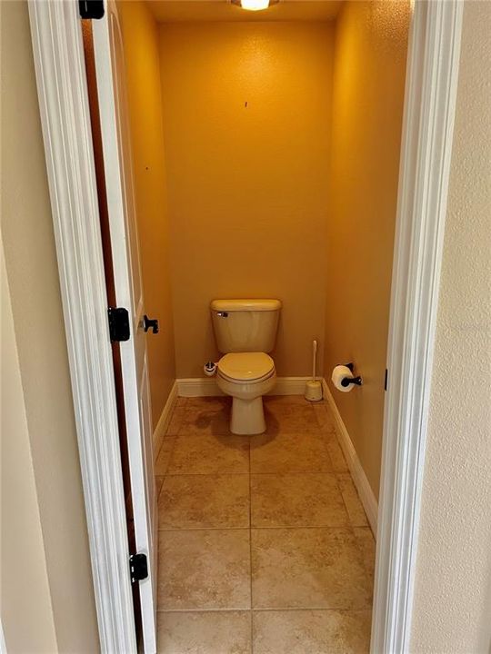 Activo con contrato: $3,995 (4 camas, 3 baños, 3825 Pies cuadrados)