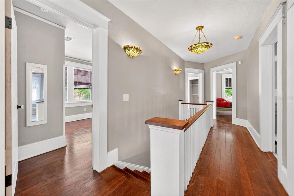 Active With Contract: $399,900 (6 beds, 3 baths, 3165 Square Feet)