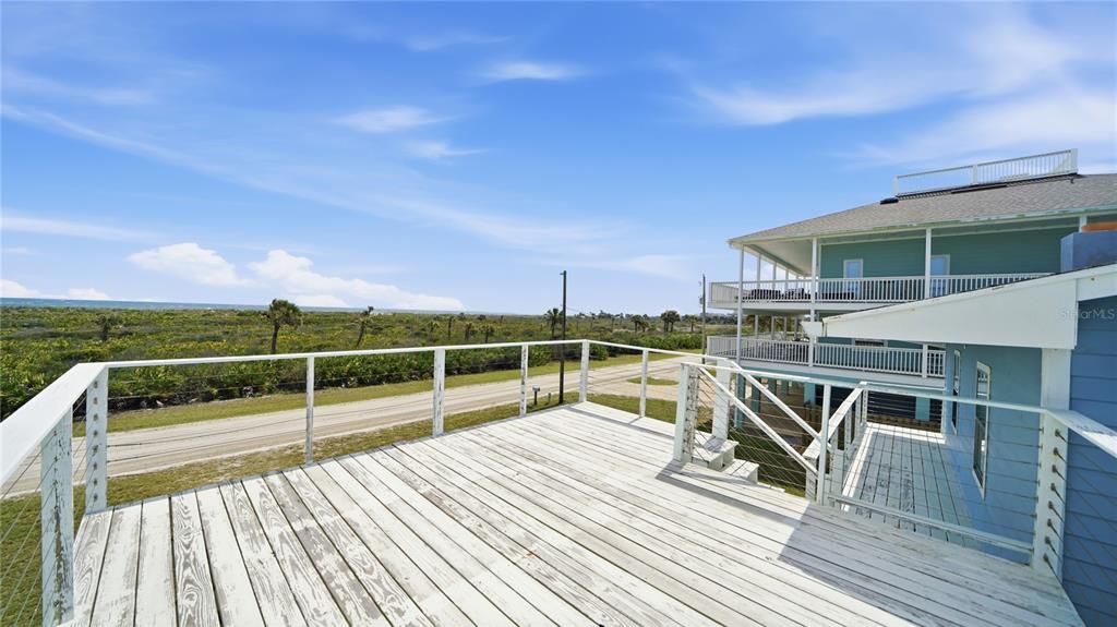 En Venta: $1,199,000 (4 camas, 3 baños, 1946 Pies cuadrados)