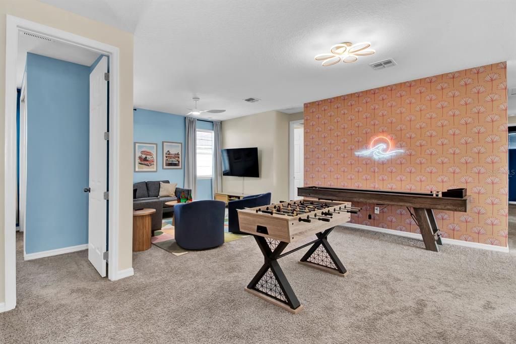 Activo con contrato: $789,900 (9 camas, 6 baños, 4363 Pies cuadrados)