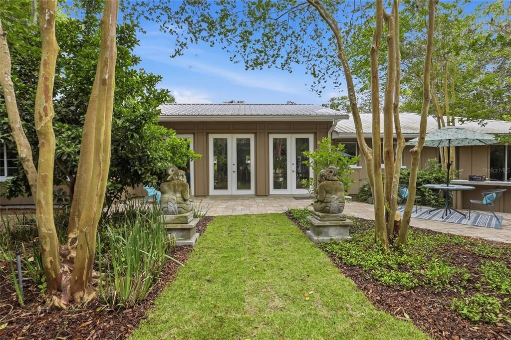 Active With Contract: $899,000 (4 beds, 2 baths, 2682 Square Feet)
