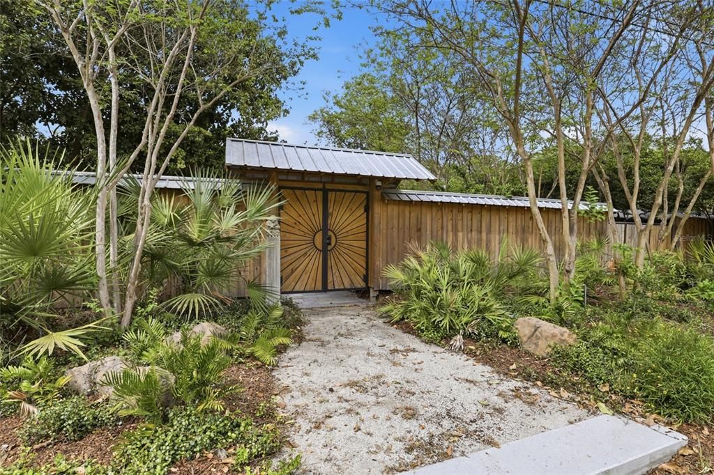 Active With Contract: $899,000 (4 beds, 2 baths, 2682 Square Feet)
