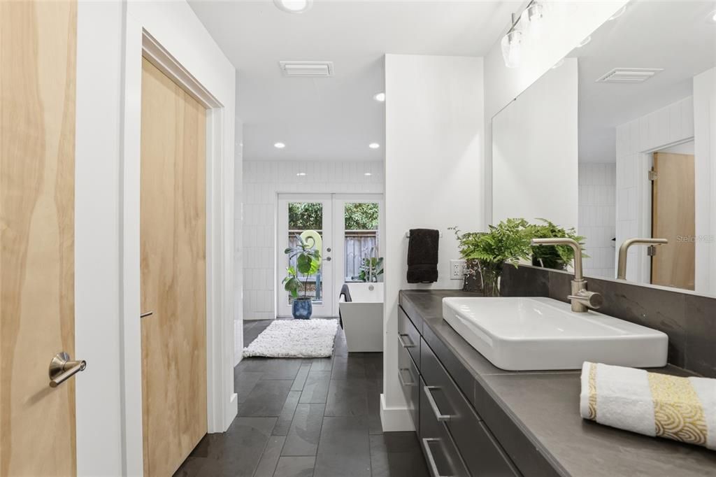 Active With Contract: $899,000 (4 beds, 2 baths, 2682 Square Feet)