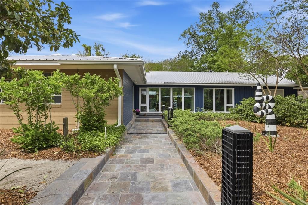 Active With Contract: $899,000 (4 beds, 2 baths, 2682 Square Feet)