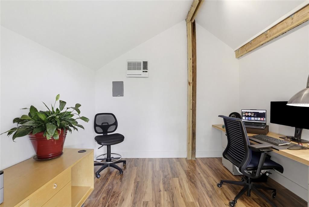 Active With Contract: $899,000 (4 beds, 2 baths, 2682 Square Feet)