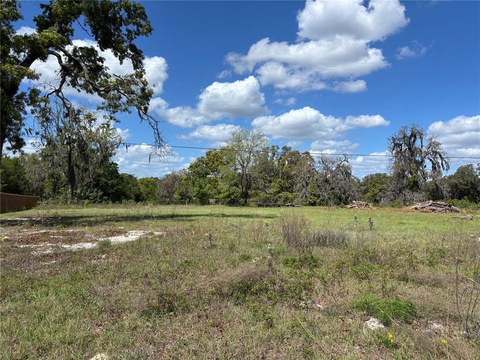 На продажу: $39,000 (0.51 acres)