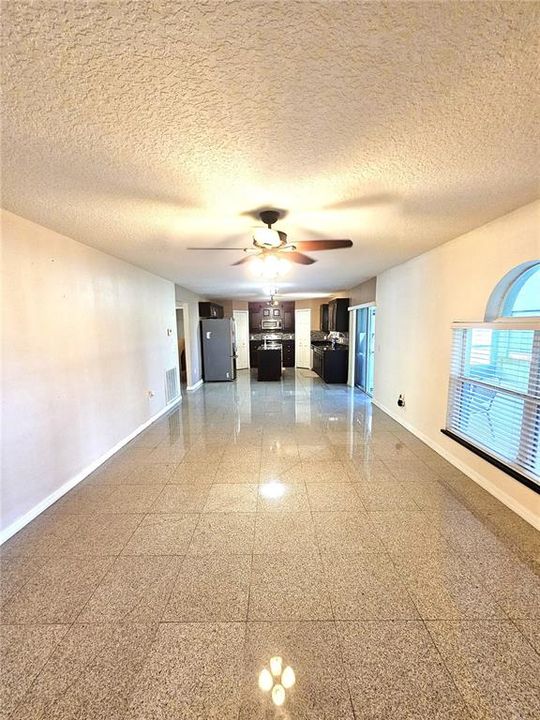 Active With Contract: $2,000 (4 beds, 2 baths, 2846 Square Feet)