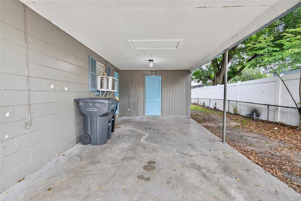 Active With Contract: $175,000 (2 beds, 1 baths, 850 Square Feet)
