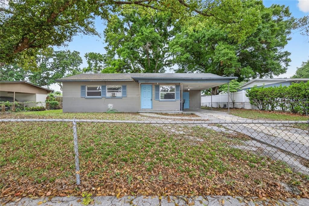 Active With Contract: $175,000 (2 beds, 1 baths, 850 Square Feet)