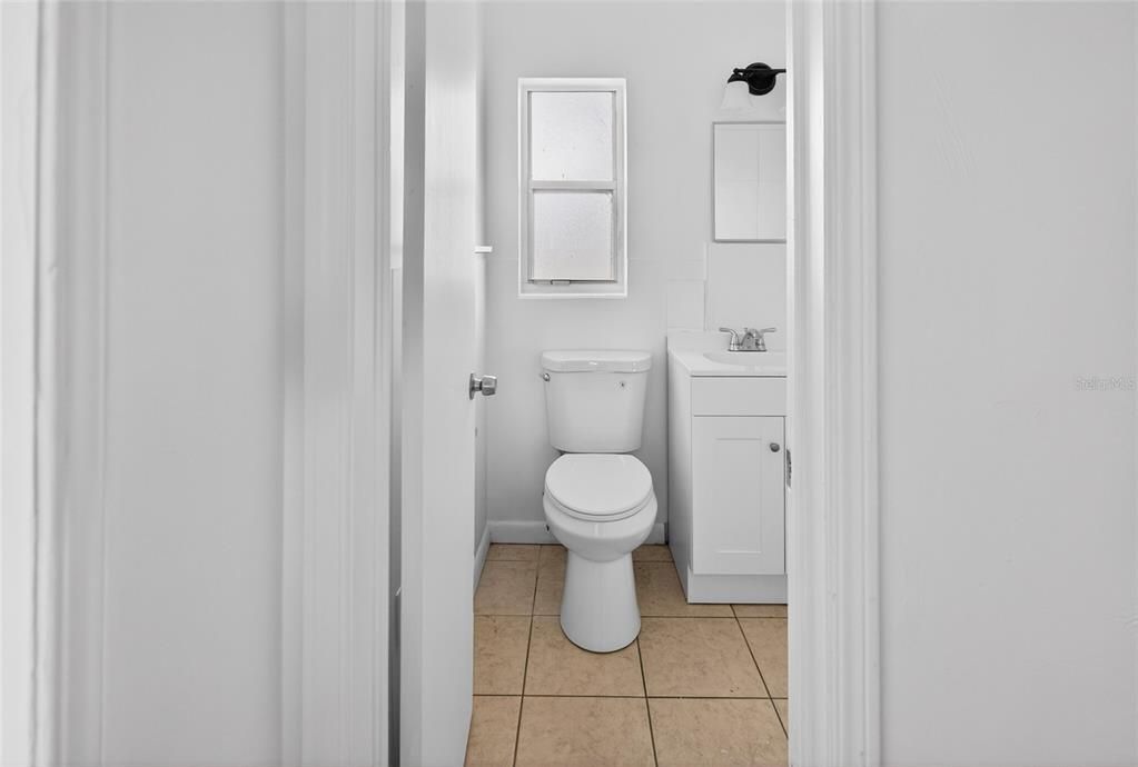 Active With Contract: $175,000 (2 beds, 1 baths, 850 Square Feet)