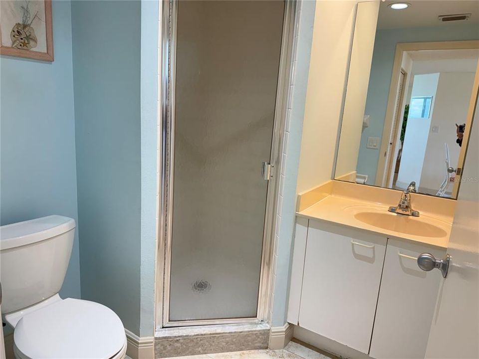 На продажу: $450,000 (2 спален, 2 ванн, 1145 Квадратных фут)