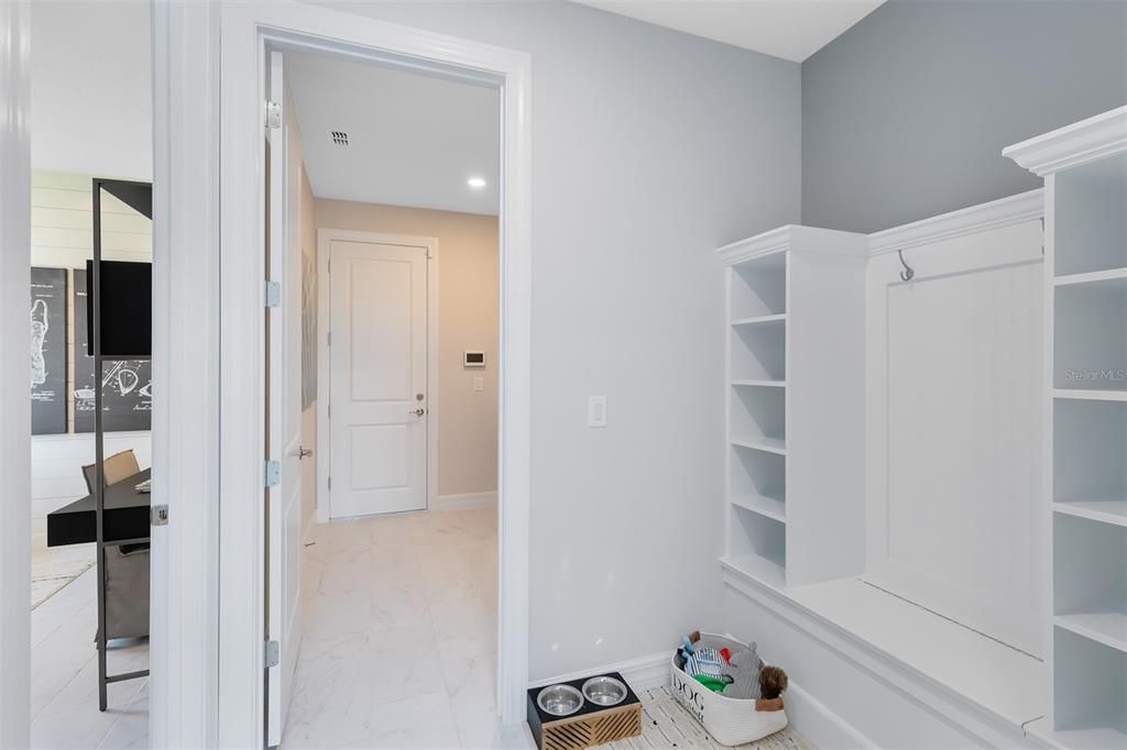 En Venta: $859,990 (4 camas, 3 baños, 2986 Pies cuadrados)
