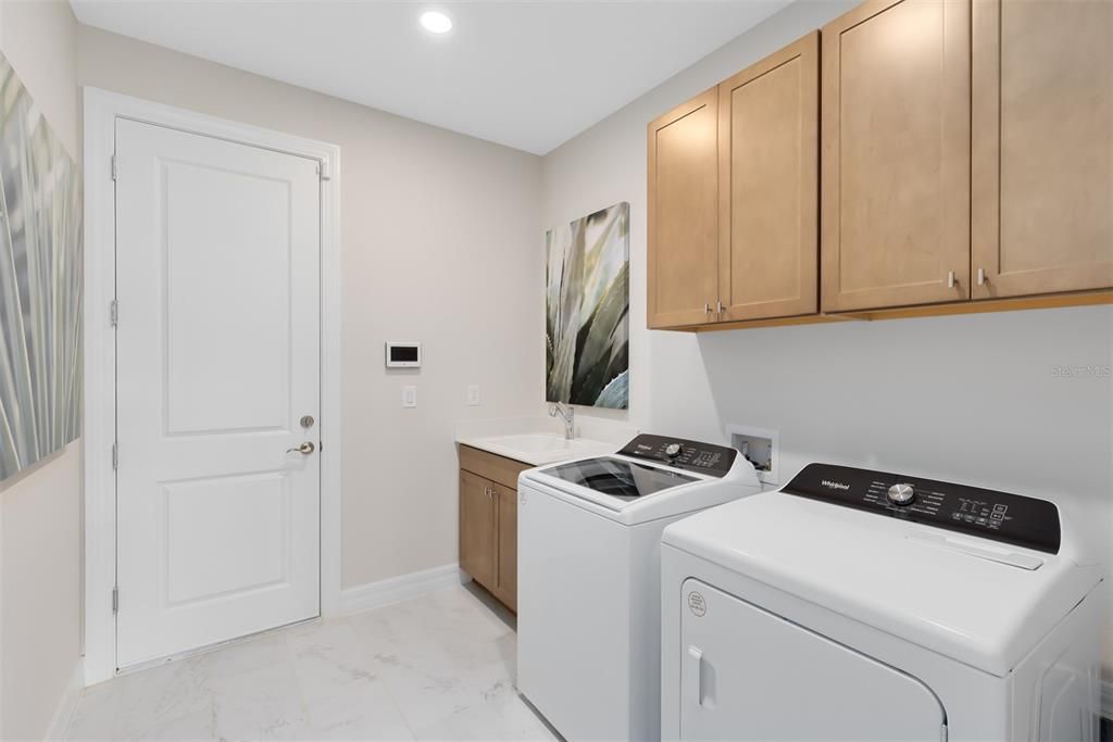 En Venta: $859,990 (4 camas, 3 baños, 2986 Pies cuadrados)