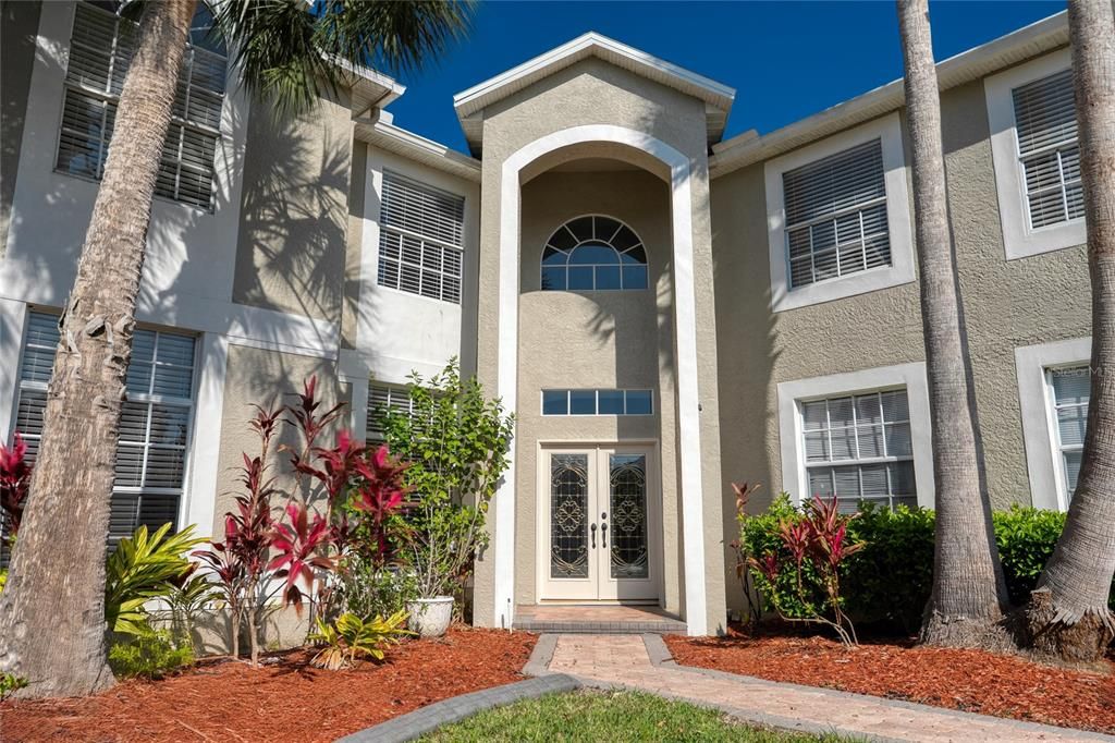 Activo con contrato: $949,000 (5 camas, 3 baños, 3692 Pies cuadrados)