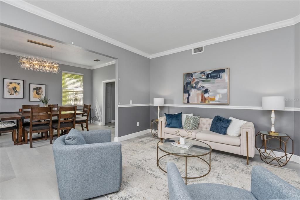 Activo con contrato: $949,000 (5 camas, 3 baños, 3692 Pies cuadrados)