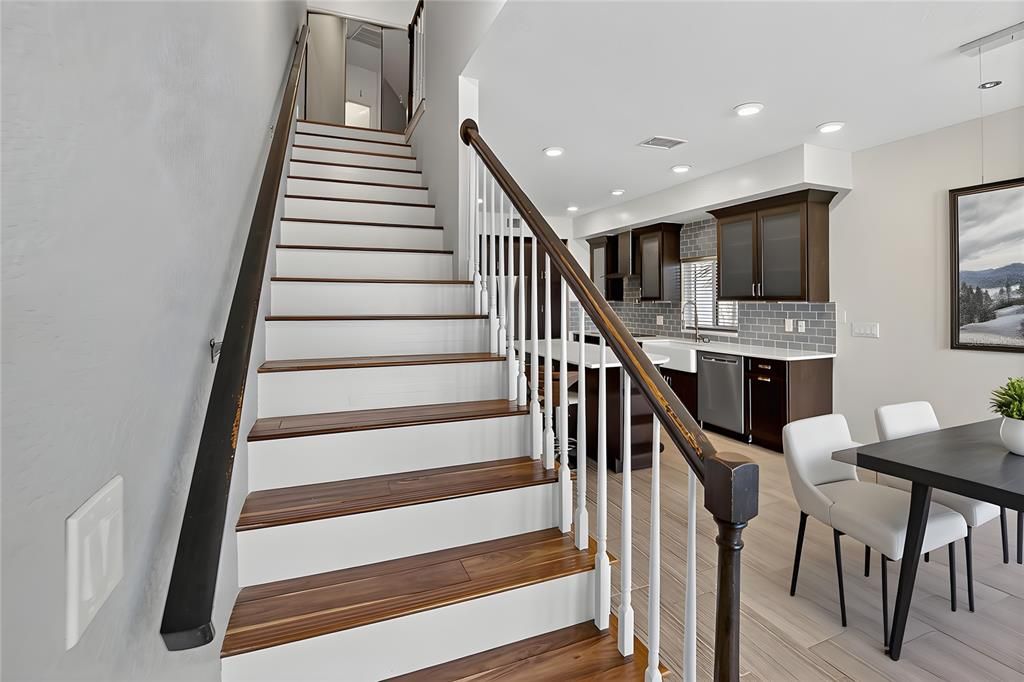 For Rent: $5,895 (4 beds, 4 baths, 2275 Square Feet)
