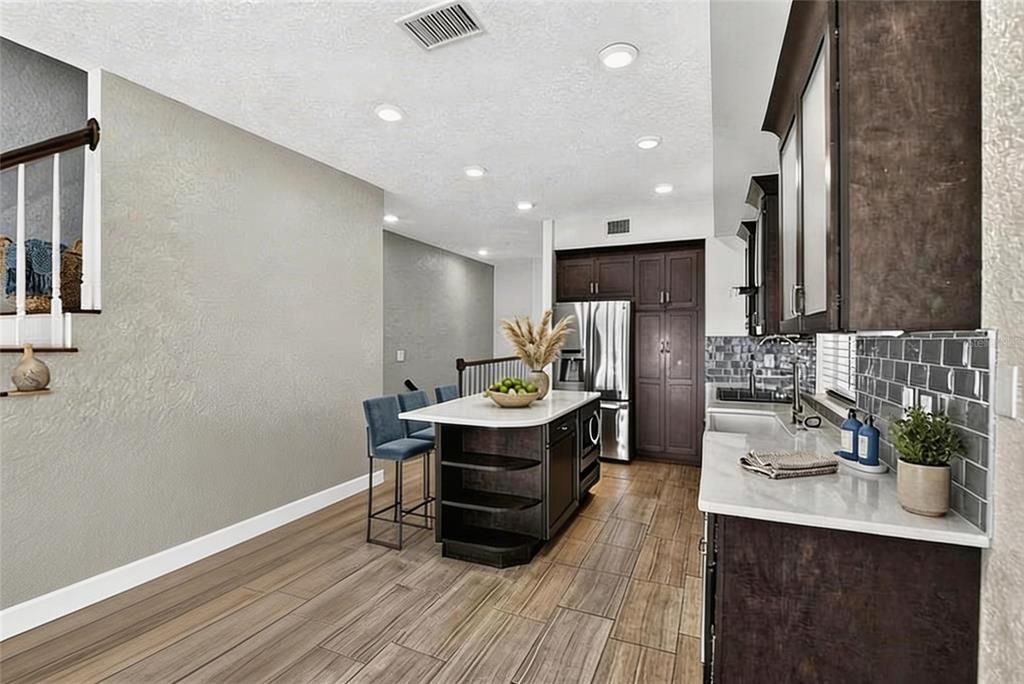 For Rent: $5,895 (4 beds, 4 baths, 2275 Square Feet)