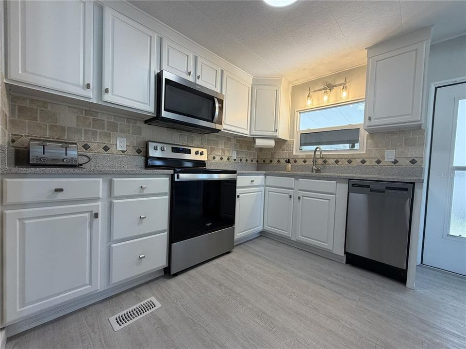 En Venta: $179,000 (2 camas, 1 baños, 800 Pies cuadrados)