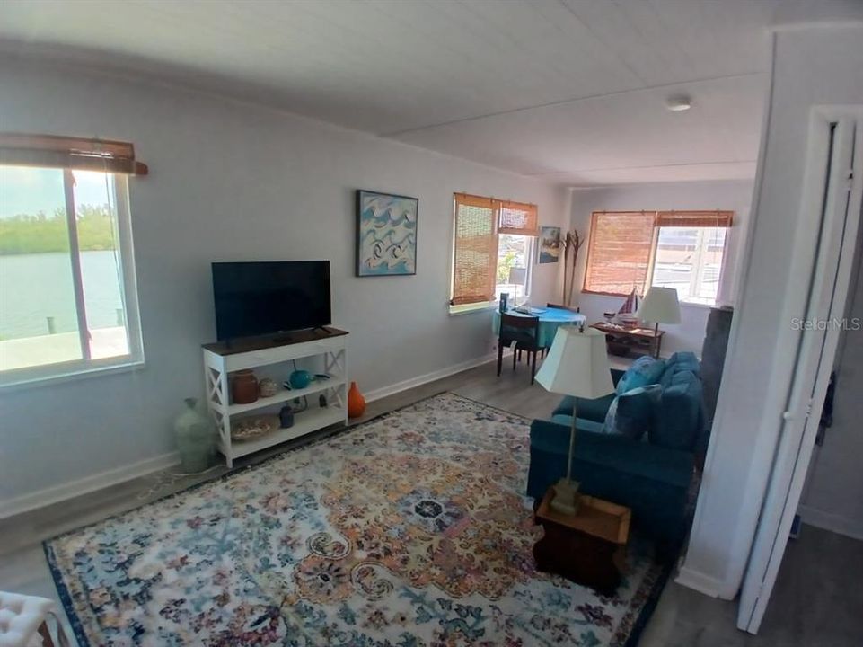 En Renta: $1,550 (0 camas, 1 baños, 600 Pies cuadrados)