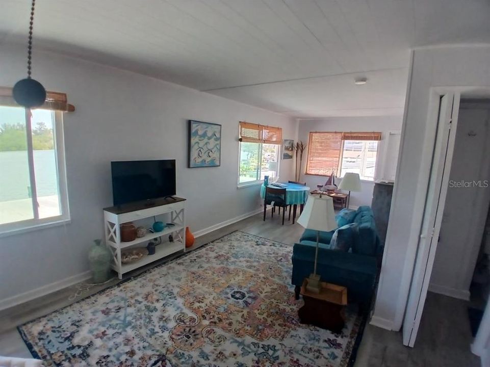 En Renta: $1,550 (0 camas, 1 baños, 600 Pies cuadrados)