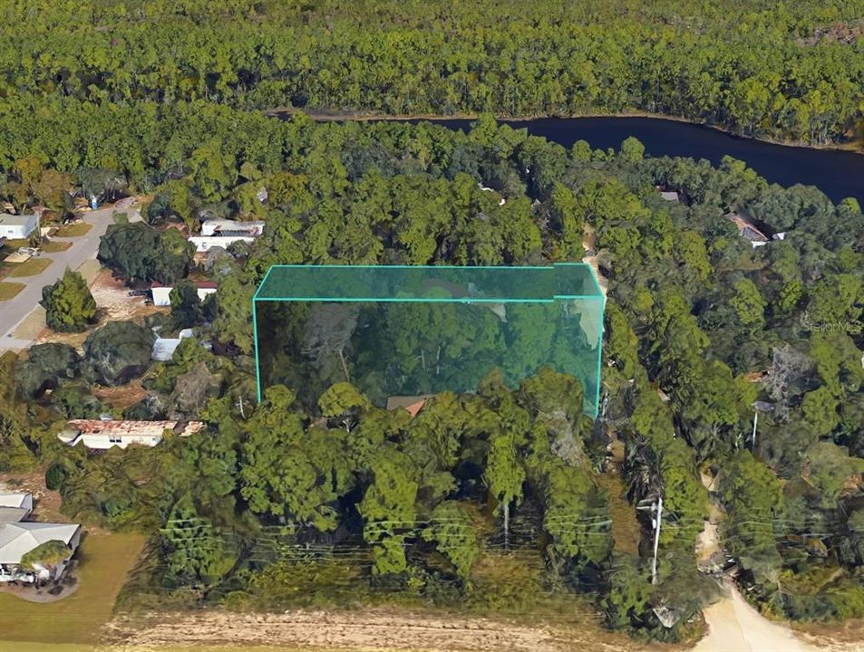 На продажу: $685,000 (0.17 acres)