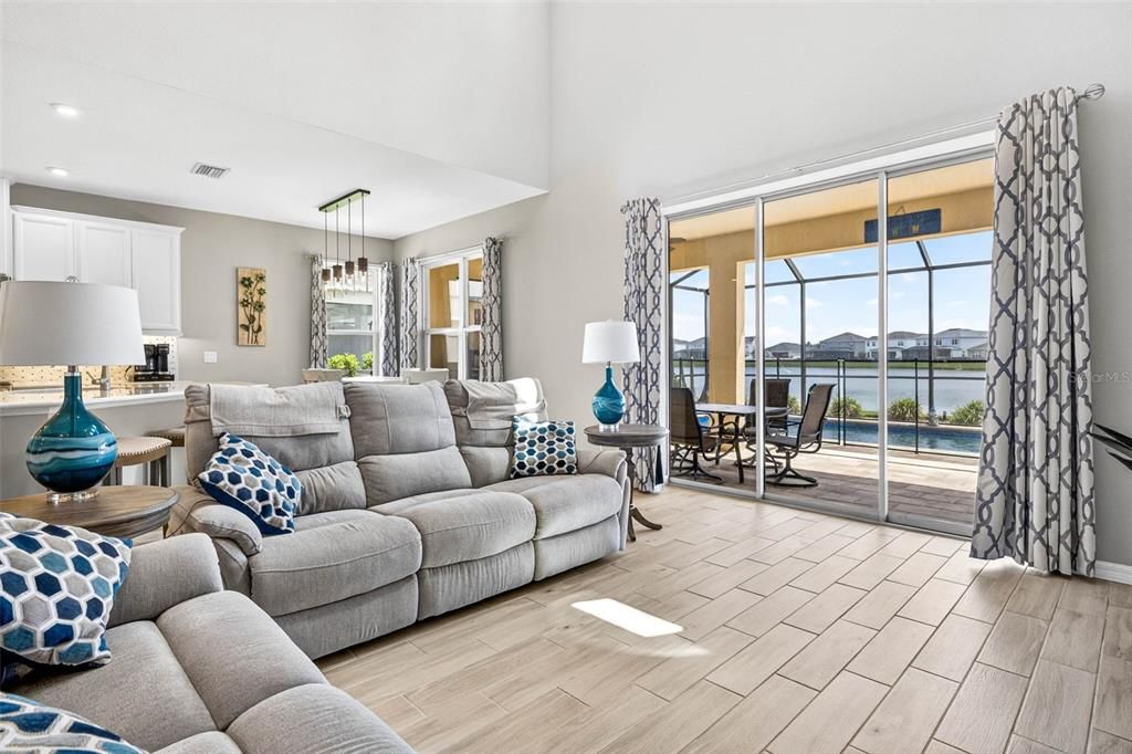 Active With Contract: $625,000 (4 beds, 3 baths, 2600 Square Feet)