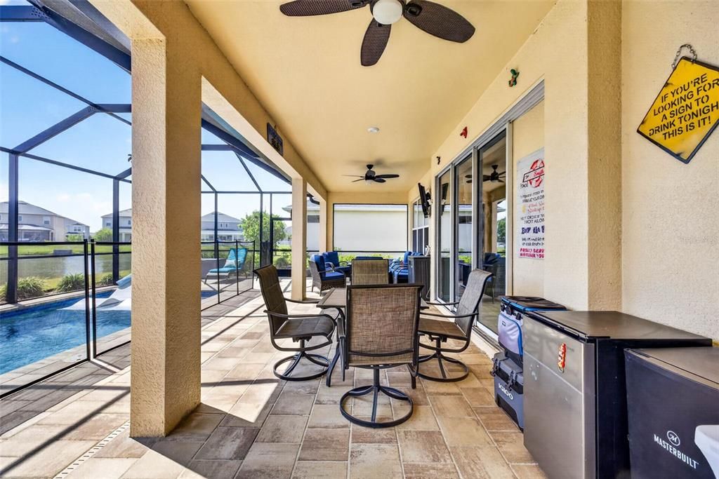 Active With Contract: $625,000 (4 beds, 3 baths, 2600 Square Feet)