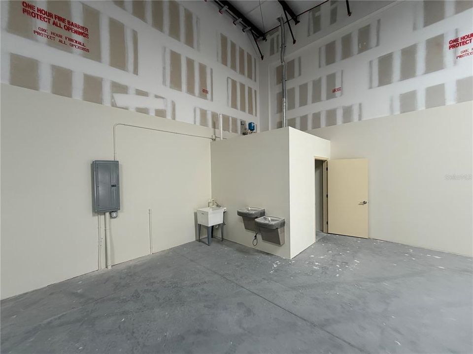 На продажу: $25,812 (0 спален, 0 ванн, 21600 Квадратных фут)