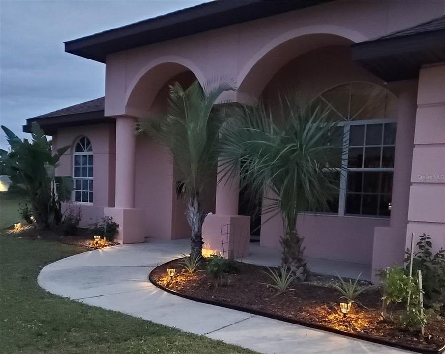 En Venta: $650,000 (3 camas, 2 baños, 1916 Pies cuadrados)