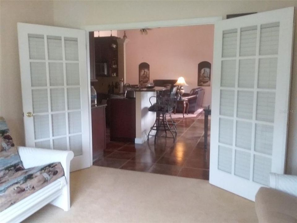 En Venta: $650,000 (3 camas, 2 baños, 1916 Pies cuadrados)