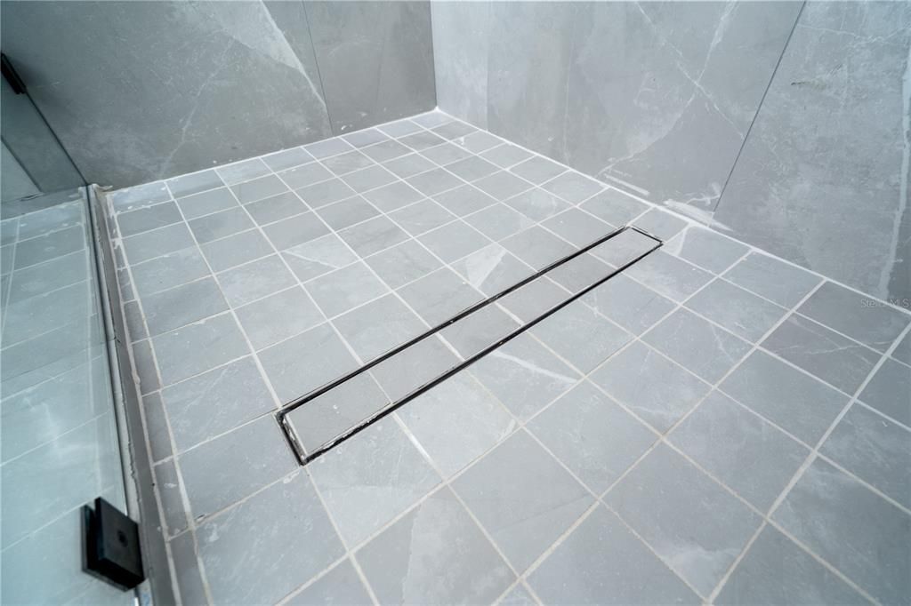 Activo con contrato: $269,999 (3 camas, 2 baños, 1325 Pies cuadrados)