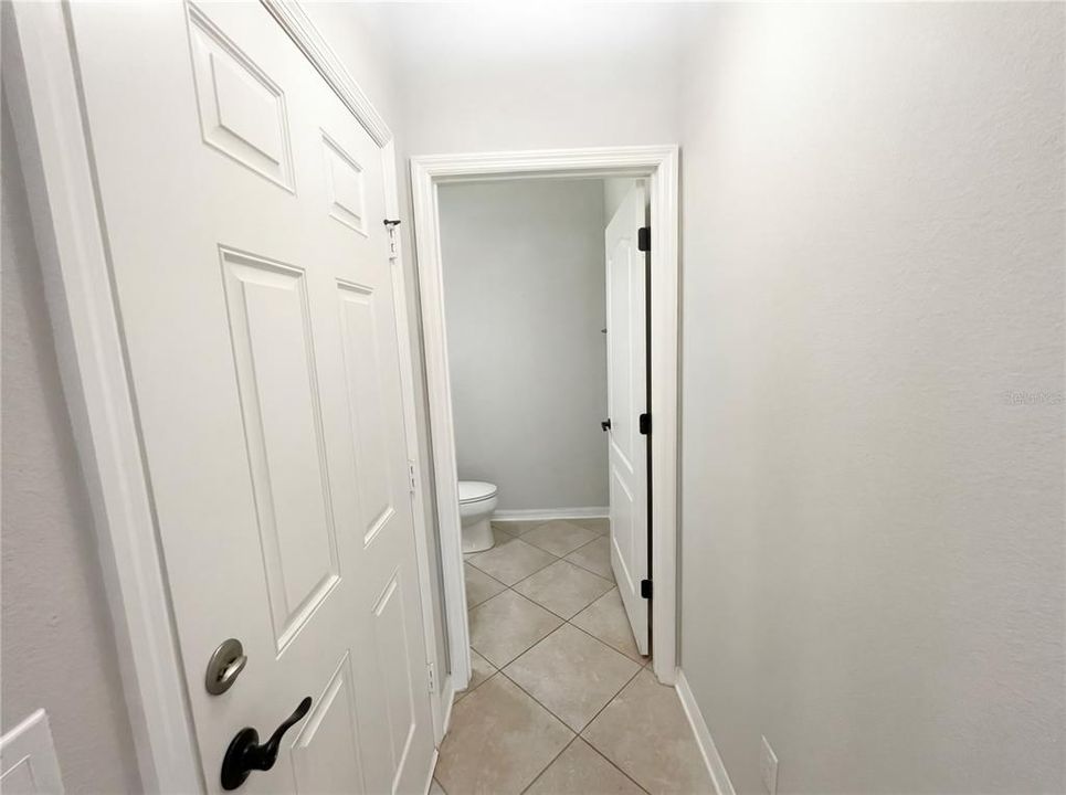 Activo con contrato: $360,000 (3 camas, 2 baños, 1840 Pies cuadrados)