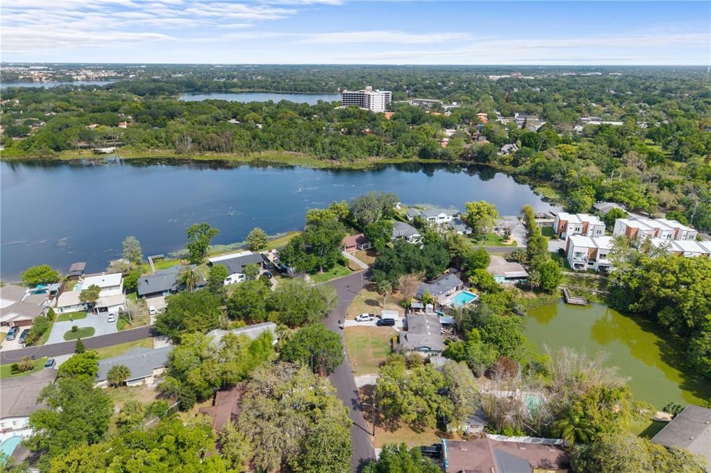 For Sale: $1,350,000 (1.07 acres)