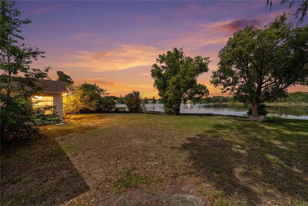 For Sale: $1,350,000 (1.07 acres)