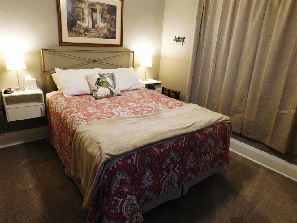 待售: $880,000 (5 贝兹, 0 浴室, 2308 平方英尺)