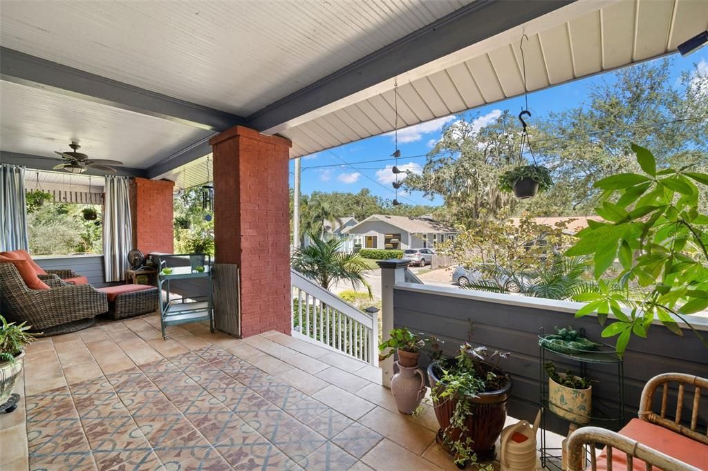 待售: $880,000 (5 贝兹, 0 浴室, 2308 平方英尺)