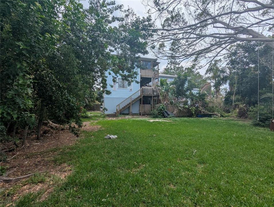 На продажу: $995,000 (0.59 acres)