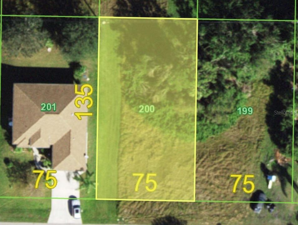 На продажу: $18,000 (0.23 acres)