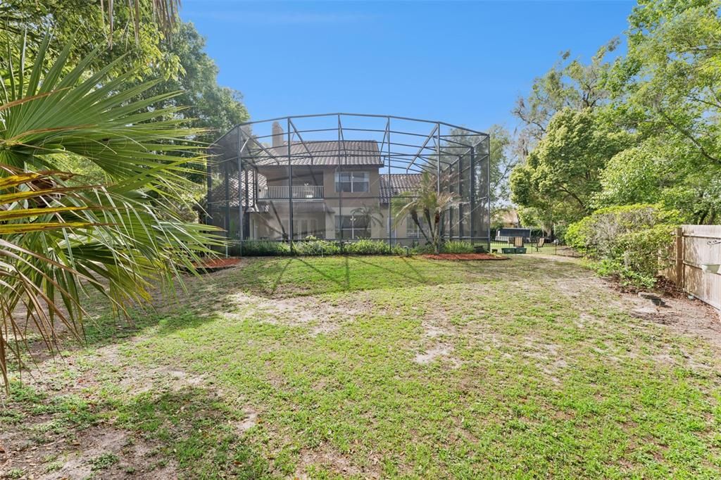 For Sale: $815,000 (6 beds, 3 baths, 3686 Square Feet)