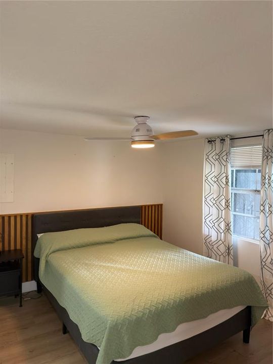 В аренду: $1,900 (1 спален, 1 ванн, 1896 Квадратных фут)