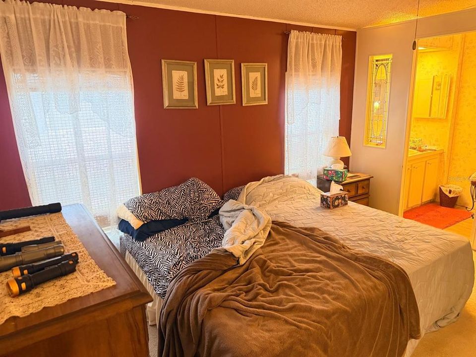 For Sale: $78,000 (2 beds, 2 baths, 1456 Square Feet)
