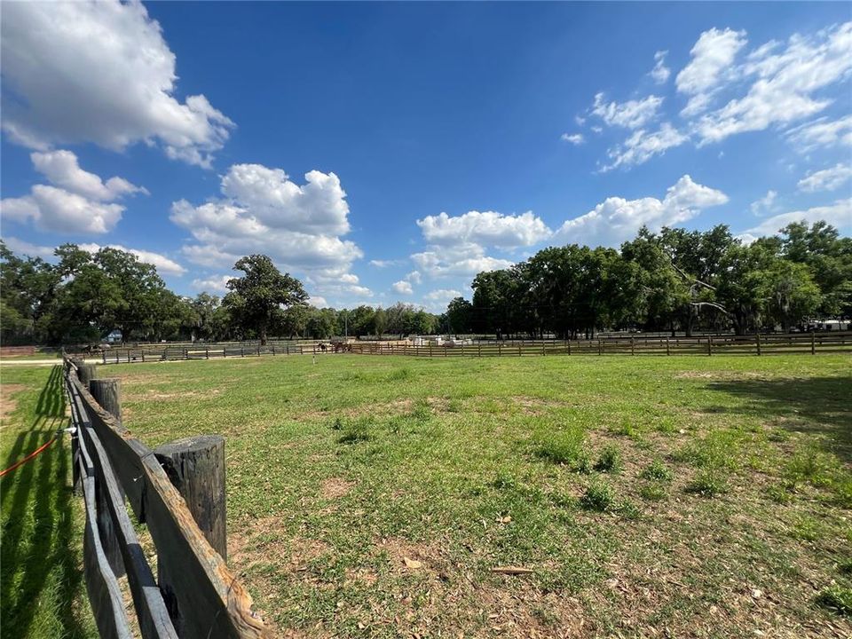 For Rent: $1,250 (1 beds, 1 baths, 448 Square Feet)
