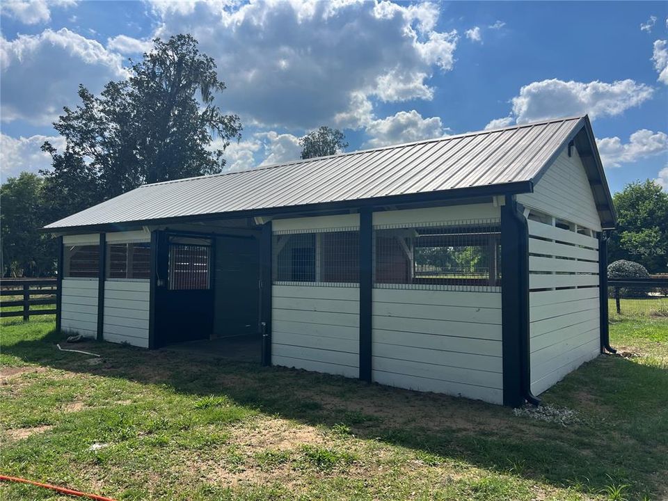 For Rent: $1,250 (1 beds, 1 baths, 448 Square Feet)