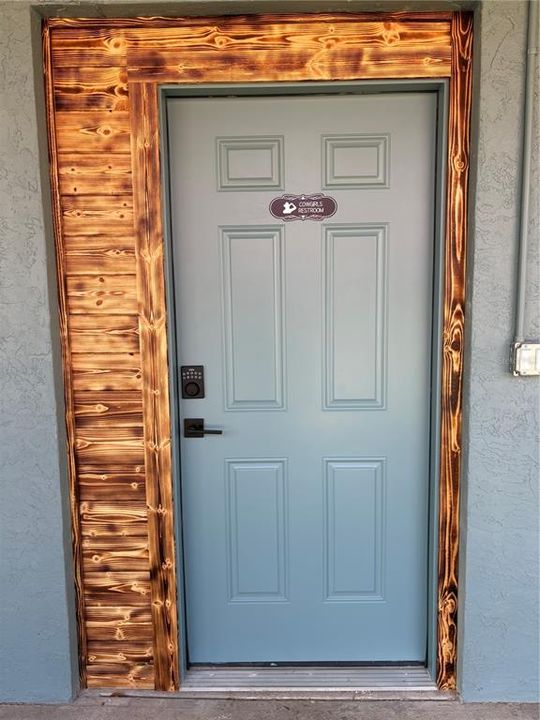 For Rent: $1,250 (1 beds, 1 baths, 448 Square Feet)