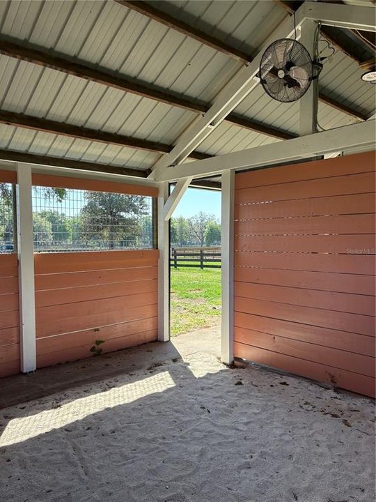 For Rent: $1,250 (1 beds, 1 baths, 448 Square Feet)