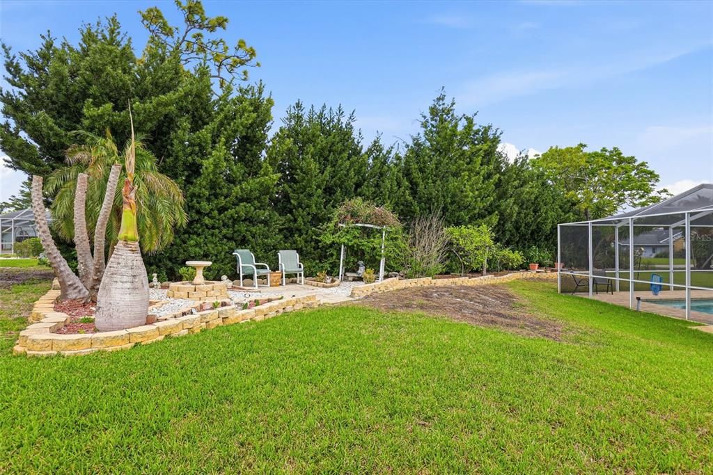 Activo con contrato: $365,000 (3 camas, 2 baños, 1776 Pies cuadrados)