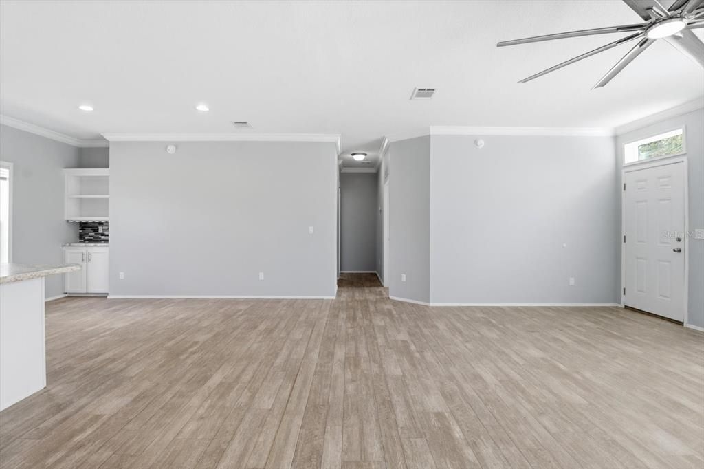 En Venta: $280,000 (3 camas, 2 baños, 1770 Pies cuadrados)