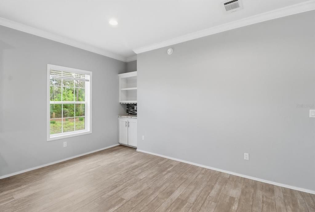 En Venta: $280,000 (3 camas, 2 baños, 1770 Pies cuadrados)