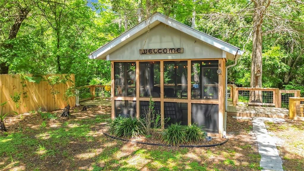 На продажу: $269,900 (2 спален, 2 ванн, 1584 Квадратных фут)